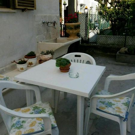 Bed and Breakfast Alfi Beb Le Torri Экстерьер фото